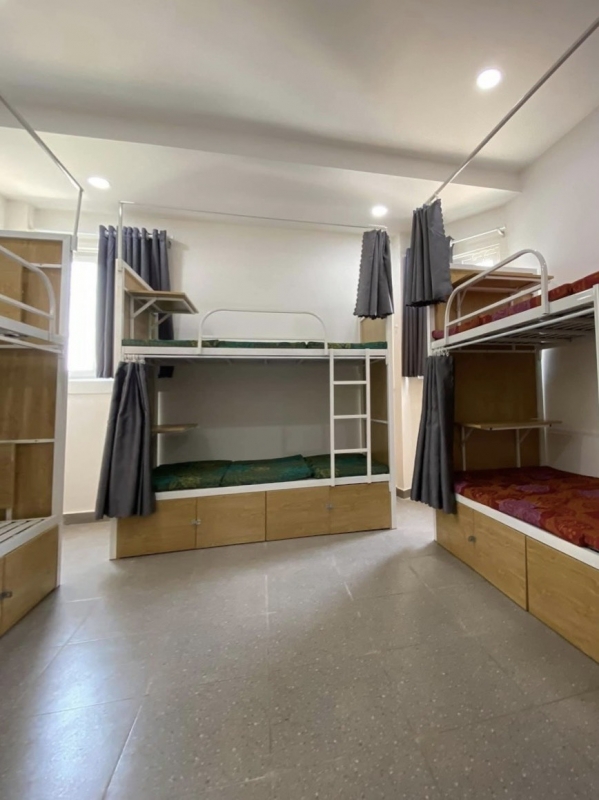 KTX siêu xịn gần các trường địa học, ngay ngã tư hàng xanh